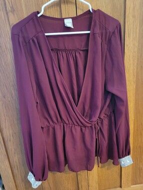 Lilian Long Sleeve V-neck Peplum Top. 2X